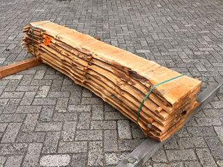 8x Europees Noten Stam Gezaagd, 27x350mm, Lengte 200cm